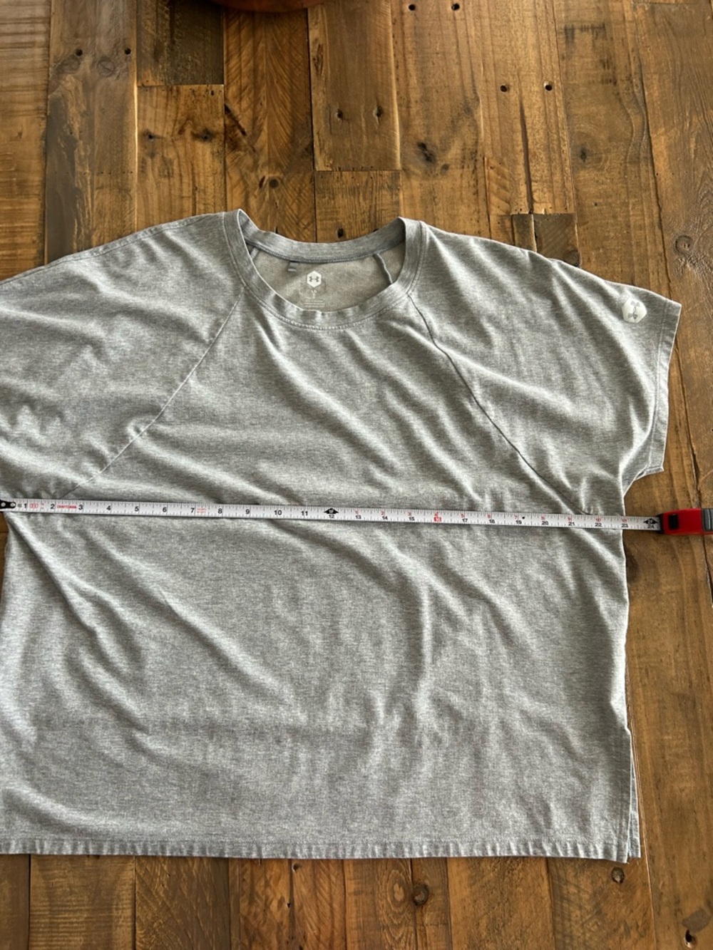 Under Armour Women’s Loose Fit Boxy Short Sleeve T Shirt
Great
Large - Picture 10 of 10